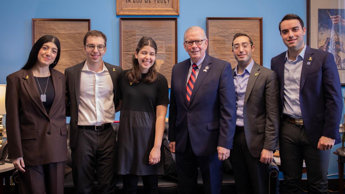 Columbia Students Visit