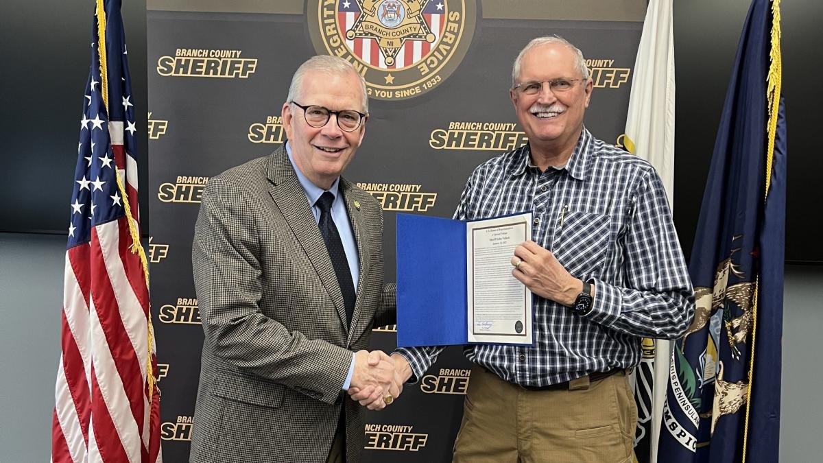 Walberg Presents Sheriff Pollack with Tribute
