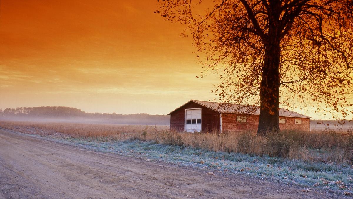 Photo of barn in the distance
