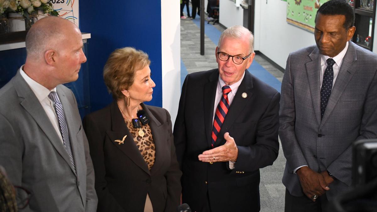 Walberg with Secretary of Education